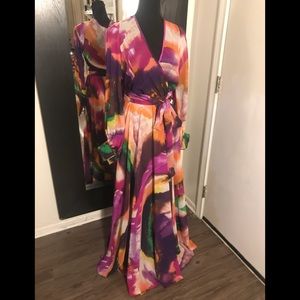 Multicolor long sleeved Maxi dress